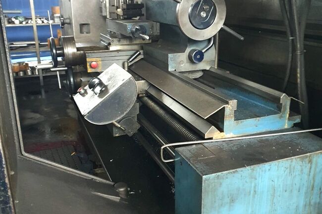 Rivendita Tornio parallelo GRAZIANO SAG 210 usato